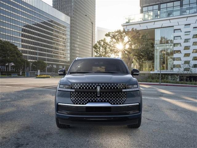 new 2025 Lincoln Navigator L car, priced at $106,085