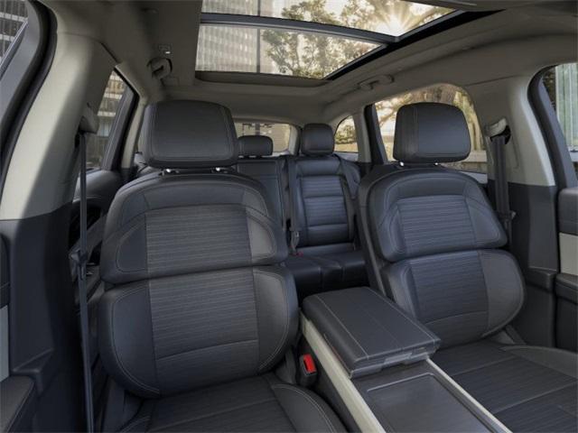 new 2025 Lincoln Nautilus car, priced at $65,160