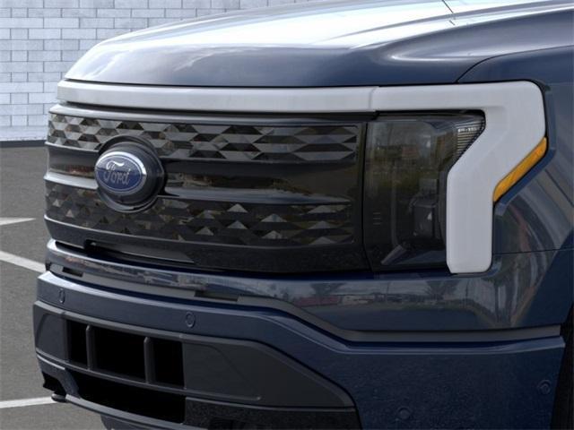 new 2024 Ford F-150 Lightning car