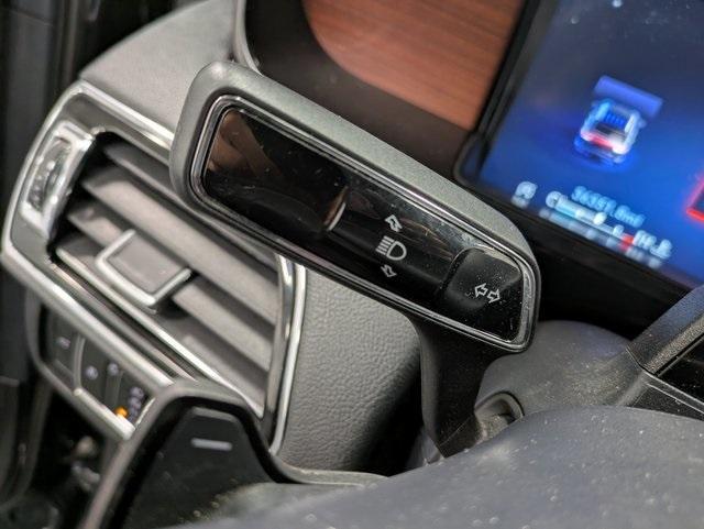 used 2023 Lincoln Navigator car, priced at $73,592