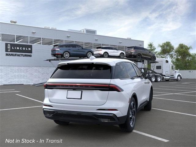 new 2025 Lincoln Nautilus car, priced at $64,020