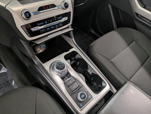 used 2022 Ford Explorer car, priced at $30,900