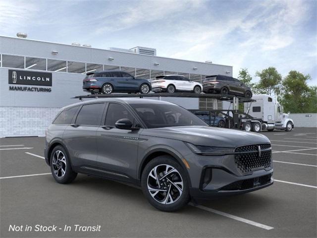 new 2025 Lincoln Nautilus car, priced at $64,020