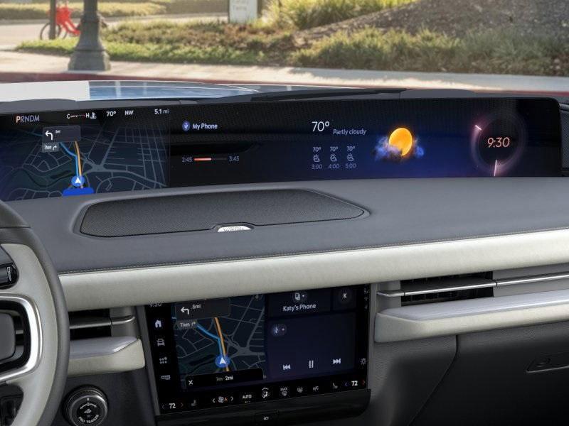 new 2025 Lincoln Navigator car