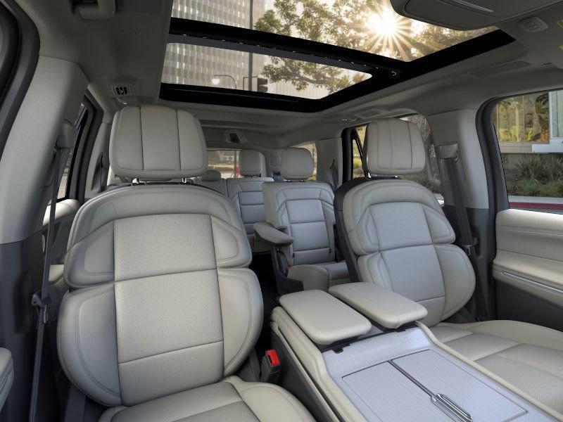 new 2025 Lincoln Navigator car