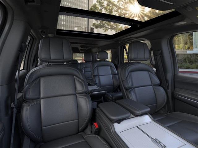 new 2025 Lincoln Navigator L car, priced at $112,515