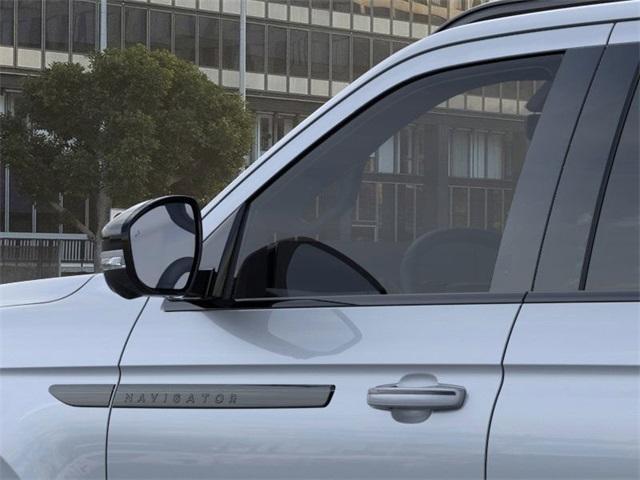 new 2025 Lincoln Navigator L car, priced at $112,515