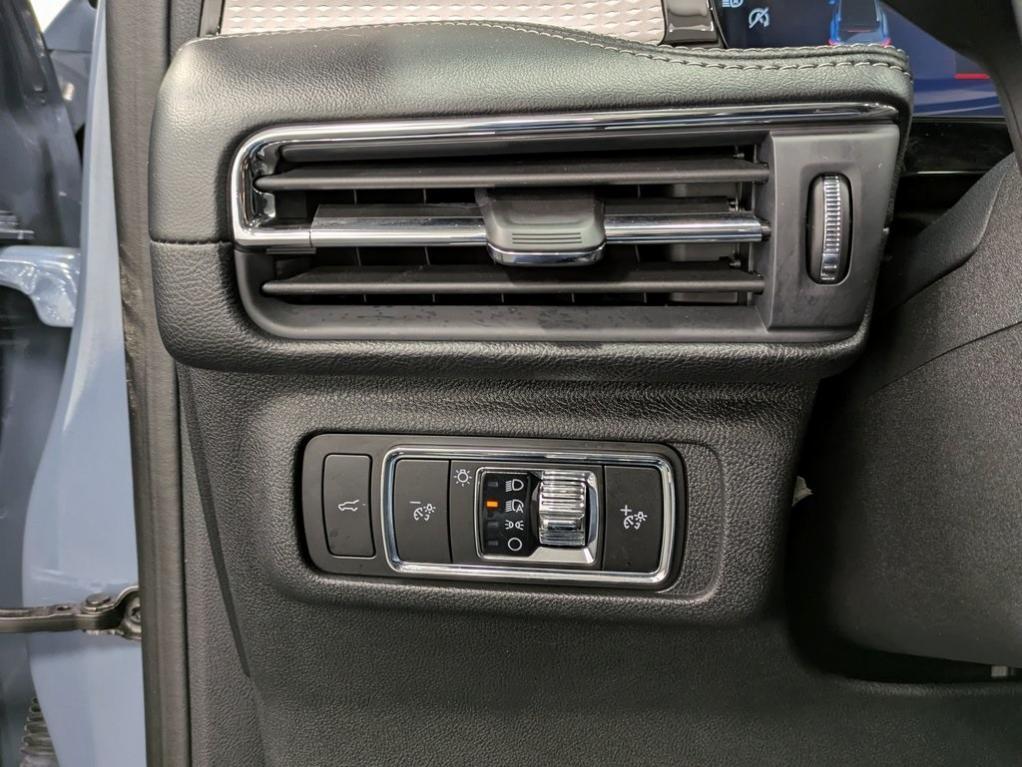 used 2023 Lincoln Corsair car, priced at $37,447