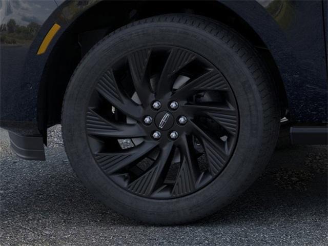 new 2025 Lincoln Navigator car, priced at $108,555