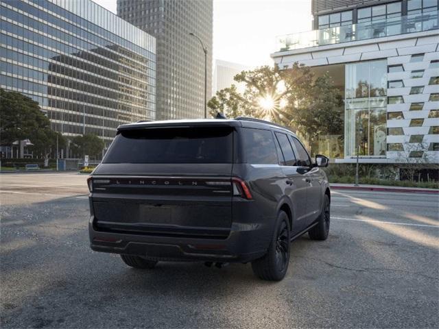 new 2025 Lincoln Navigator car, priced at $108,555