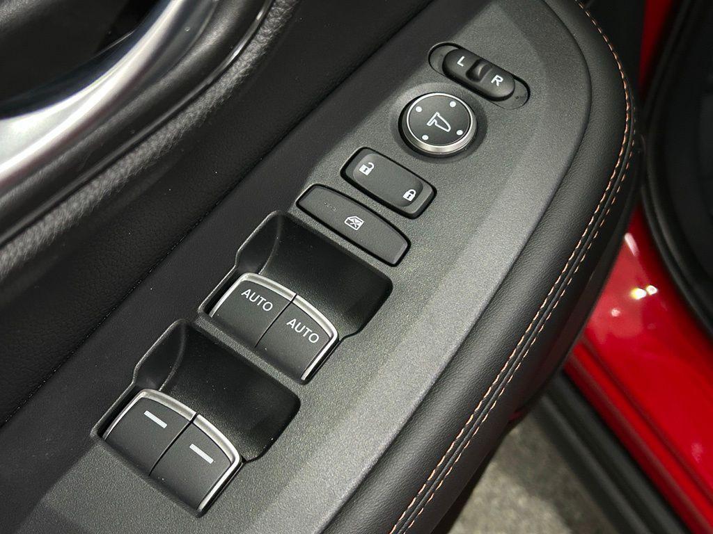 used 2025 Honda HR-V car, priced at $28,764