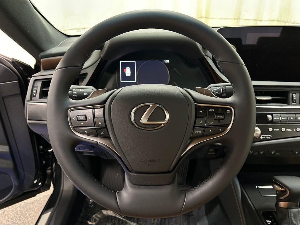 used 2025 Lexus ES 300h car, priced at $49,550