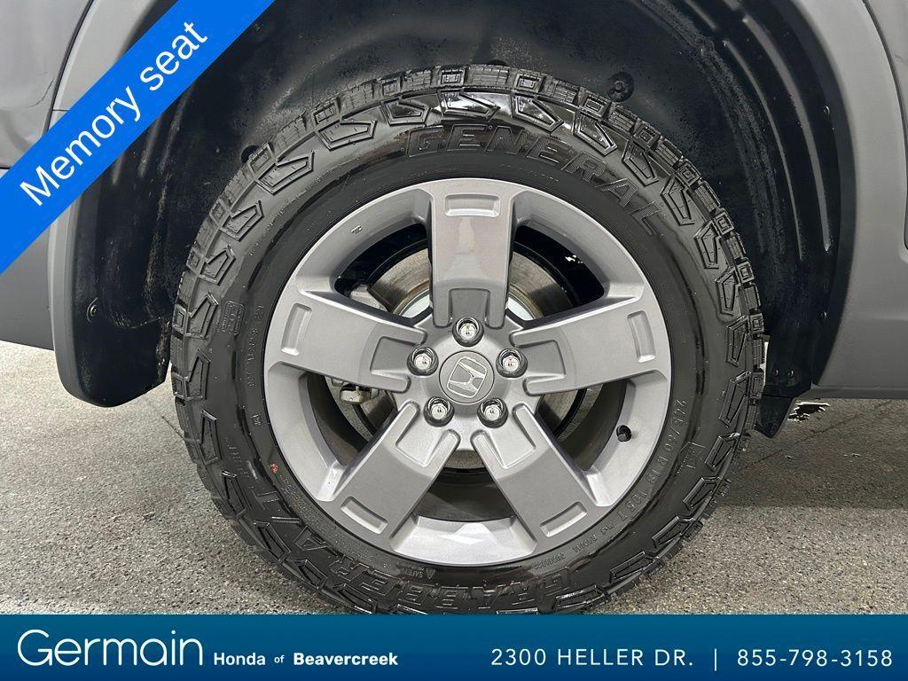 used 2025 Honda Ridgeline car, priced at $41,398