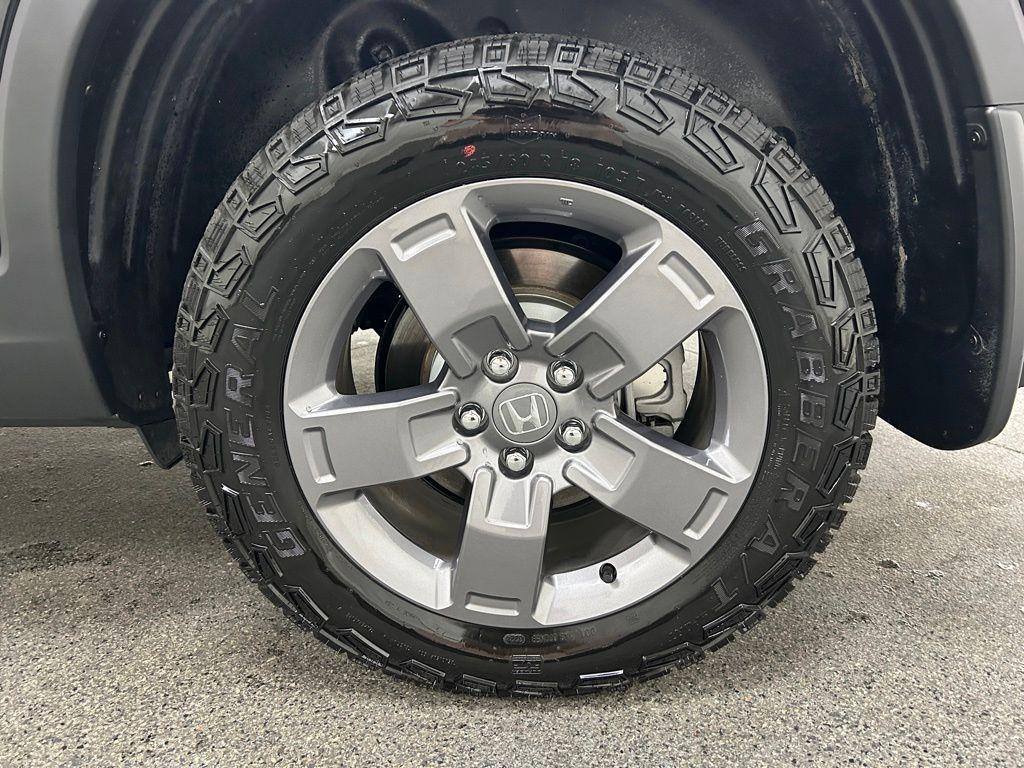 used 2025 Honda Ridgeline car, priced at $42,985