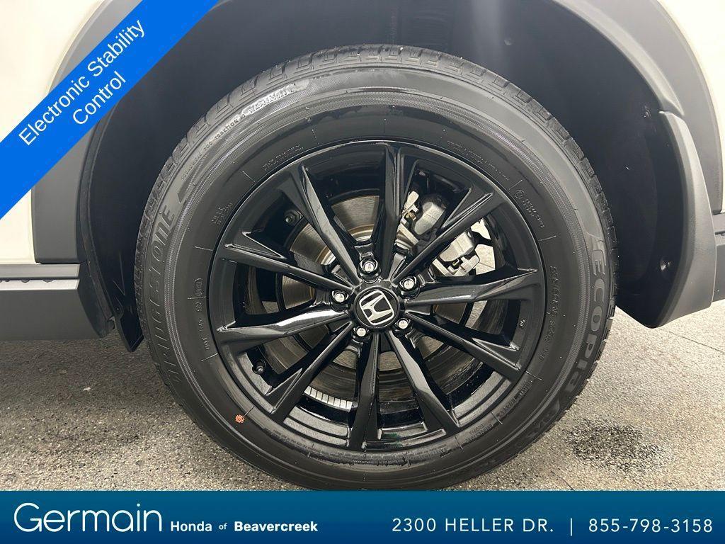 used 2025 Honda CR-V Hybrid car, priced at $36,996