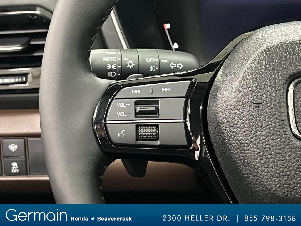 new 2025 Honda Pilot car, priced at $50,677