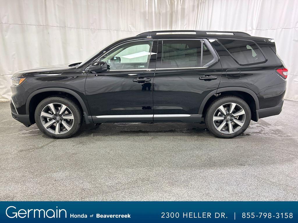 new 2025 Honda Pilot car, priced at $50,677