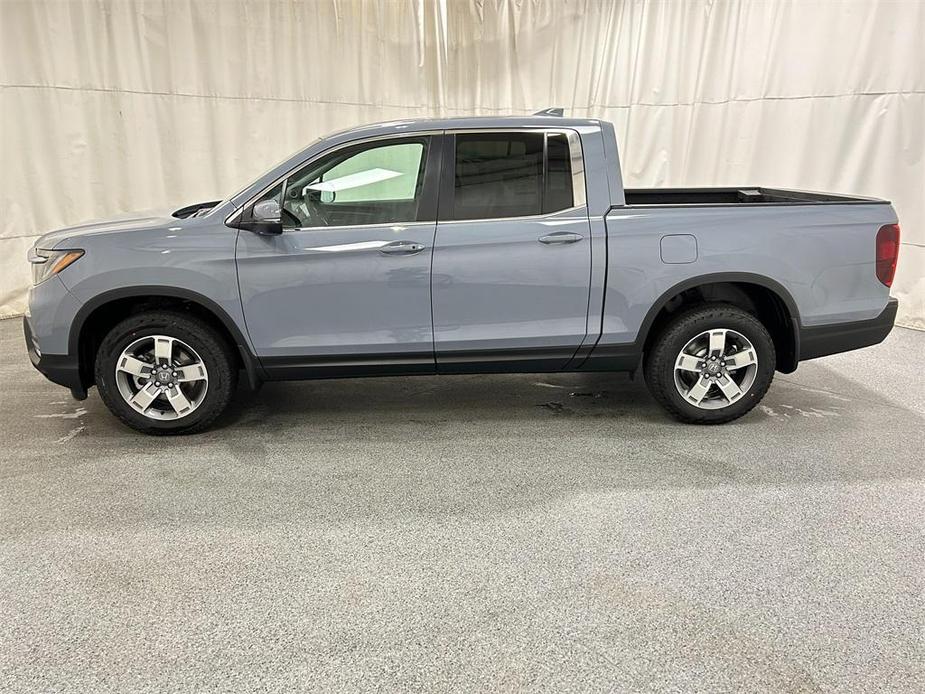 new 2024 Honda Ridgeline car, priced at $44,232