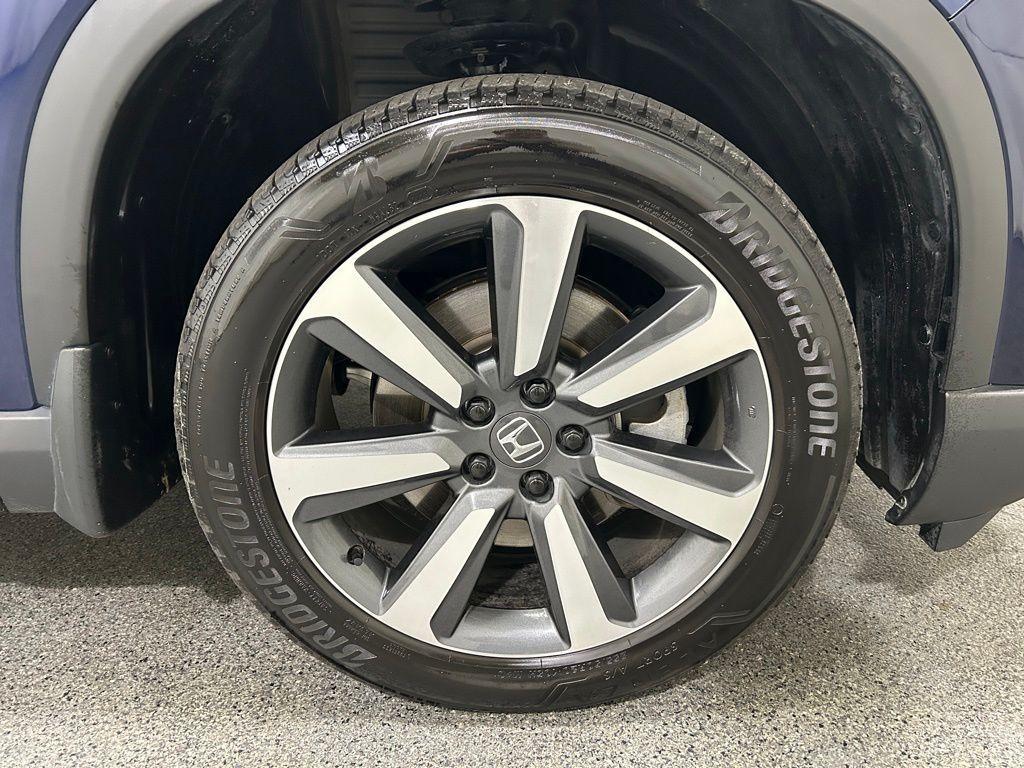 used 2023 Honda Pilot car, priced at $43,996