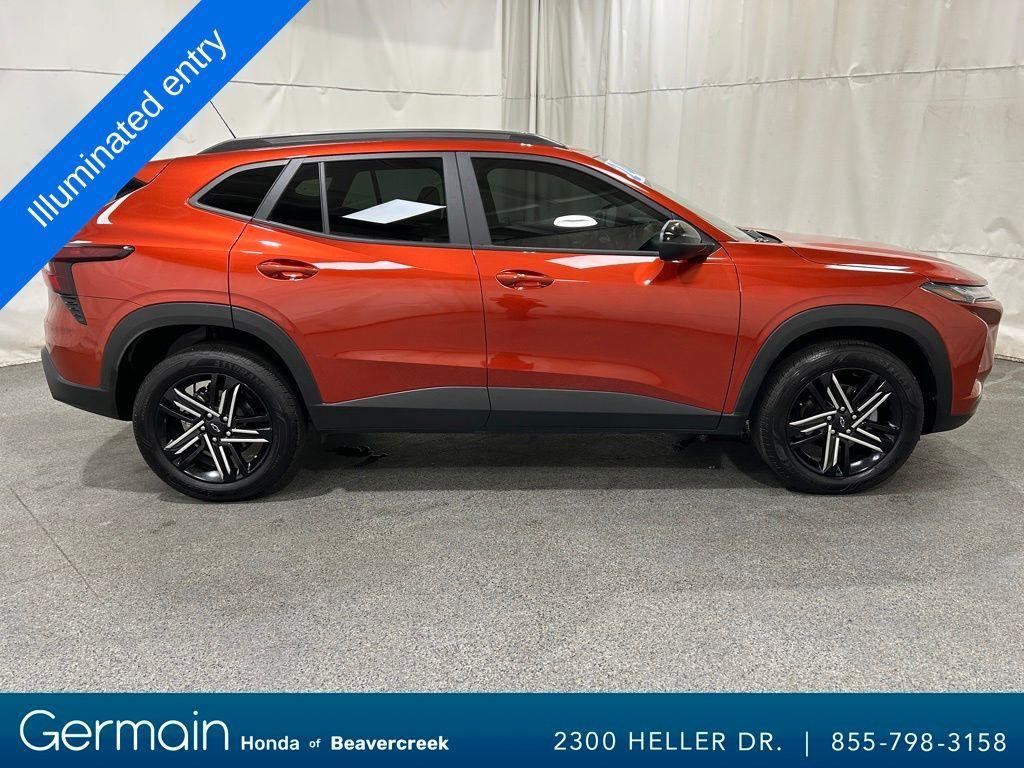 used 2024 Chevrolet Trax car, priced at $22,632