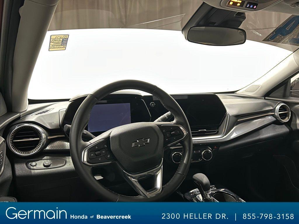 used 2024 Chevrolet Trax car, priced at $22,632