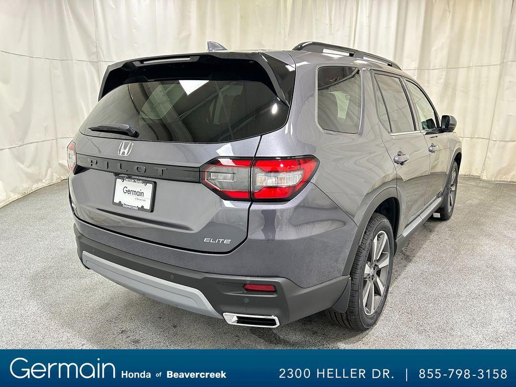 new 2025 Honda Pilot car, priced at $50,677