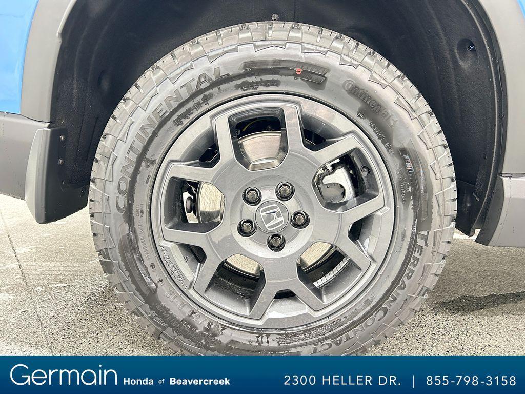 new 2025 Honda Pilot car, priced at $48,759