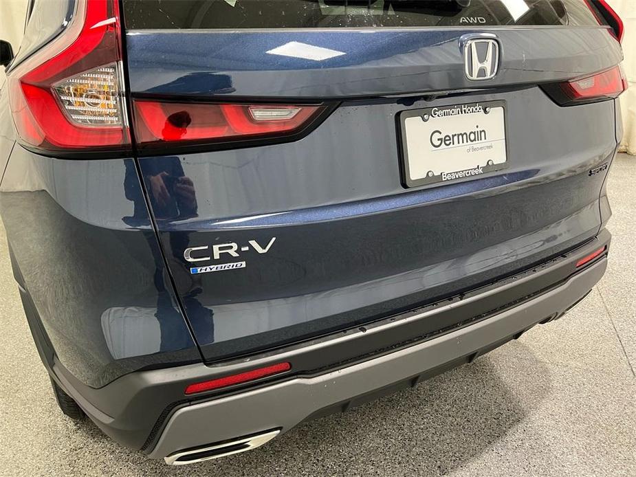 new 2025 Honda CR-V Hybrid car, priced at $35,951