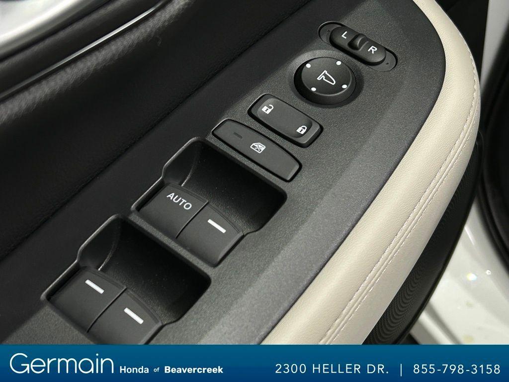 used 2025 Honda HR-V car, priced at $27,875
