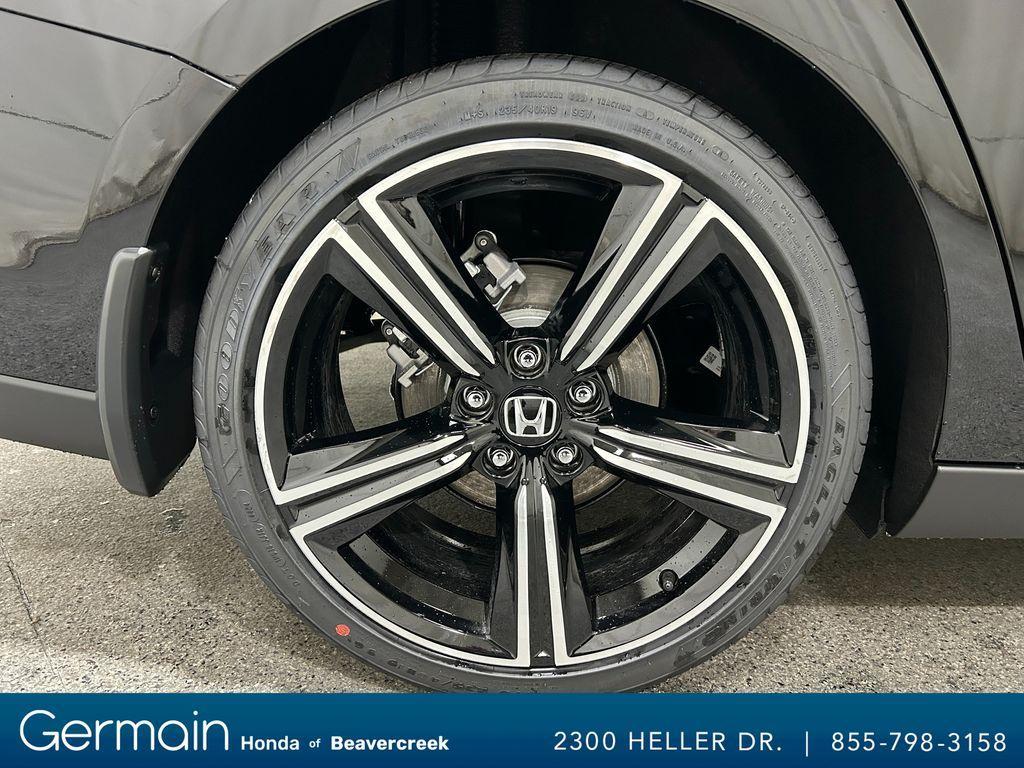 new 2025 Honda Accord Hybrid car, priced at $33,473