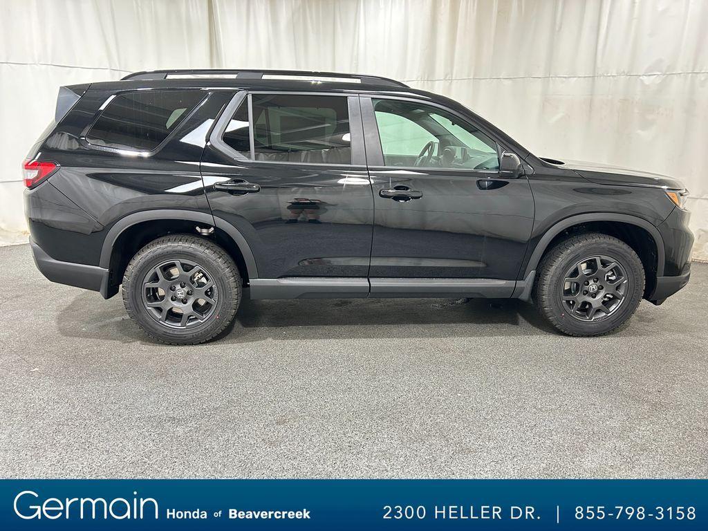 new 2025 Honda Pilot car, priced at $48,332