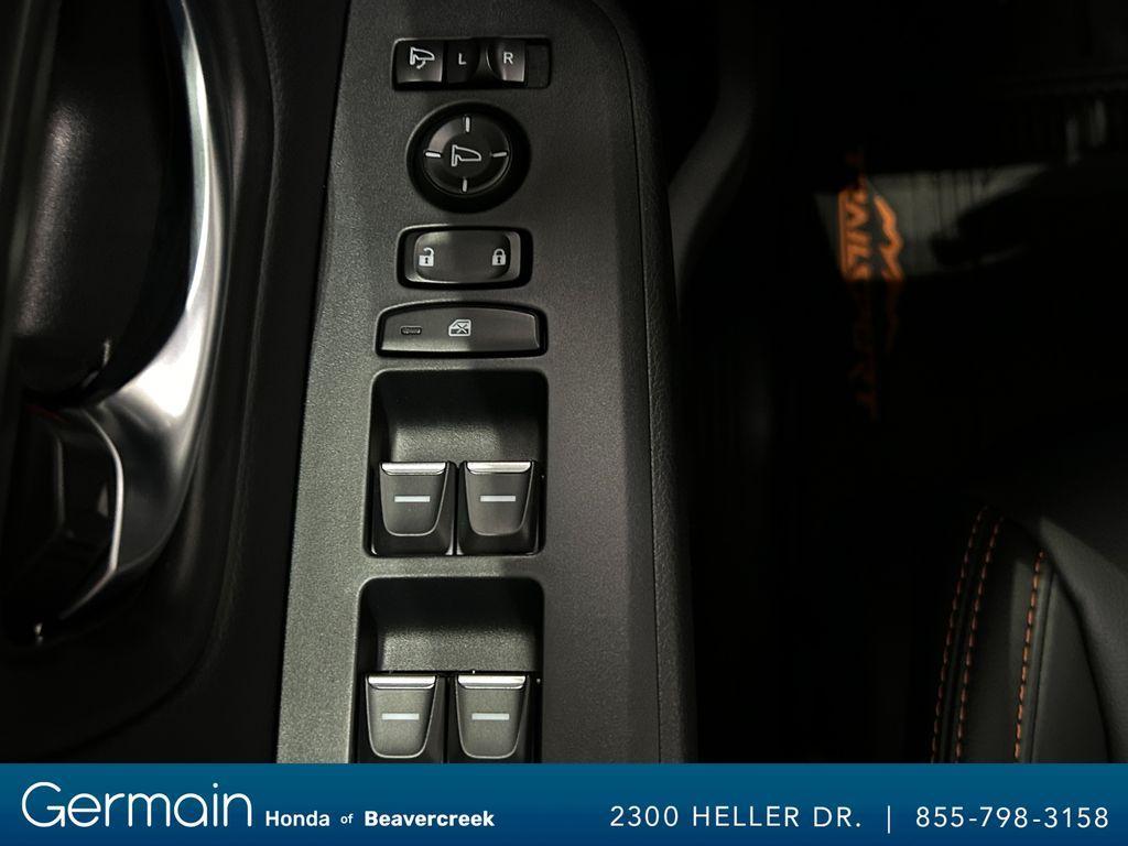 new 2025 Honda Pilot car, priced at $48,332