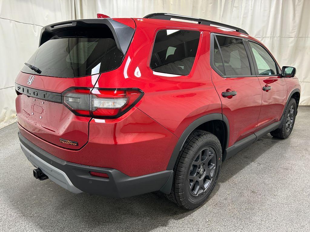 new 2025 Honda Pilot car, priced at $49,119