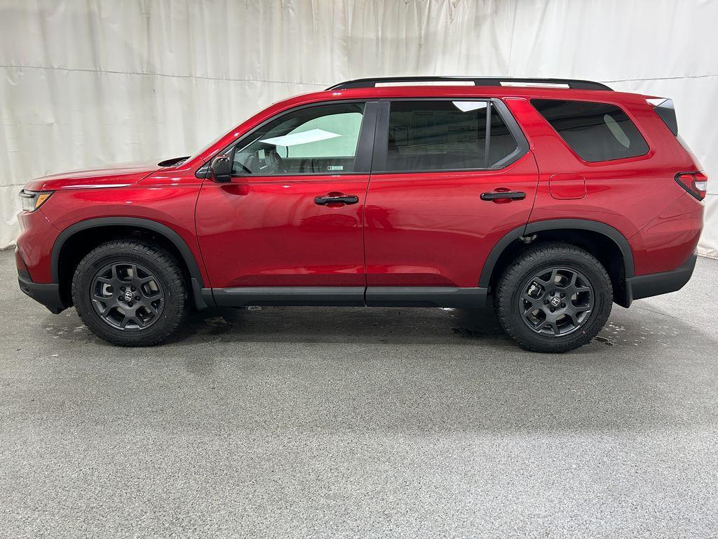 new 2025 Honda Pilot car, priced at $49,119