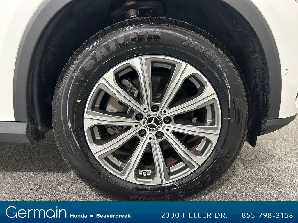 used 2023 Mercedes-Benz GLC 300 car, priced at $37,985