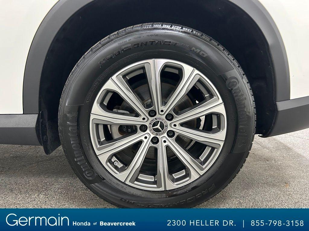 used 2023 Mercedes-Benz GLC 300 car, priced at $37,985
