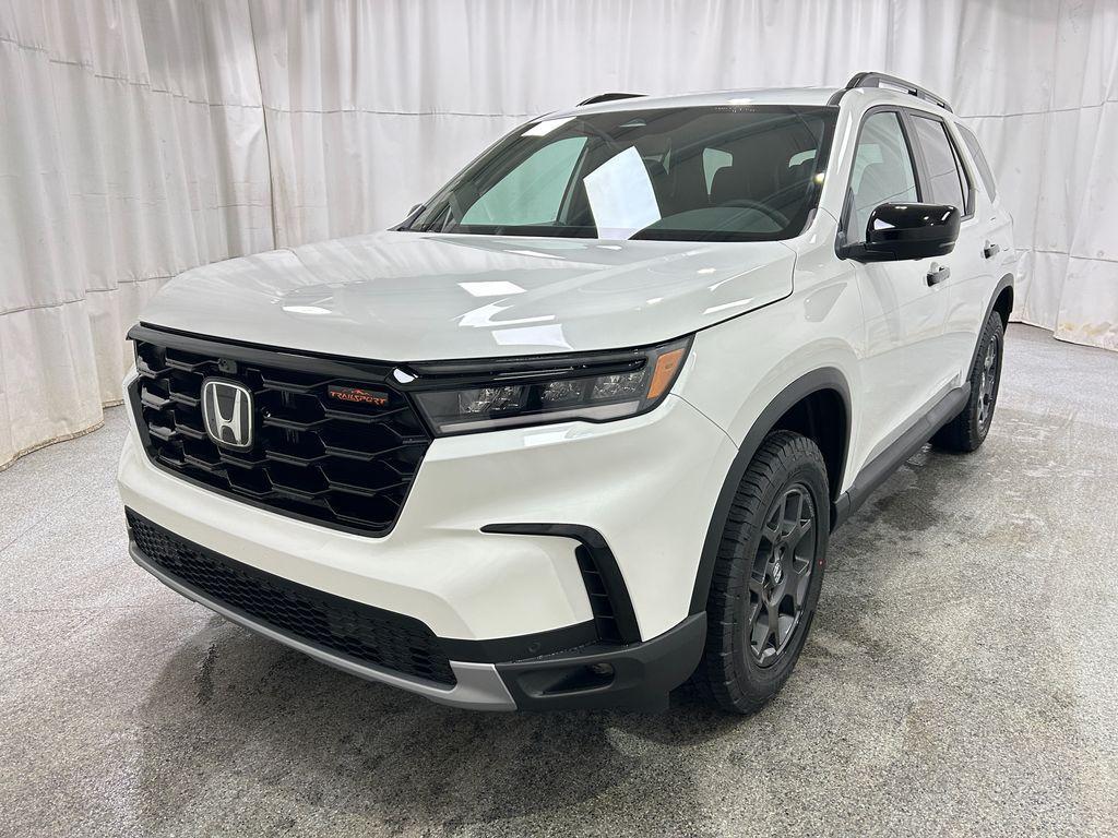 new 2025 Honda Pilot car, priced at $48,759