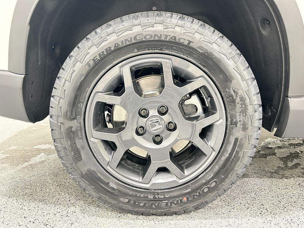 new 2025 Honda Pilot car, priced at $48,759