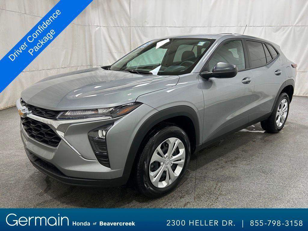 used 2025 Chevrolet Trax car, priced at $21,774