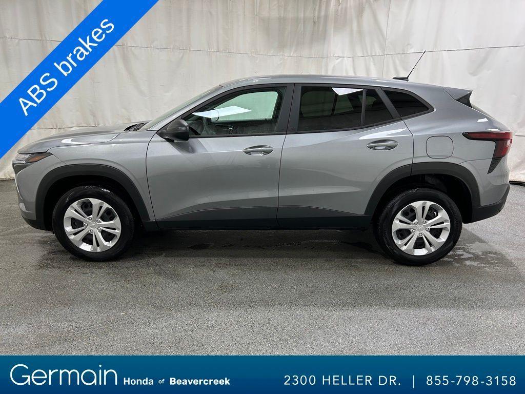 used 2025 Chevrolet Trax car, priced at $21,774