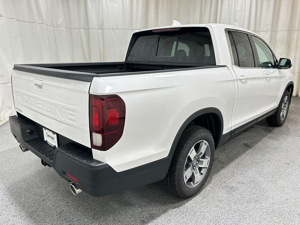 new 2025 Honda Ridgeline car, priced at $42,442