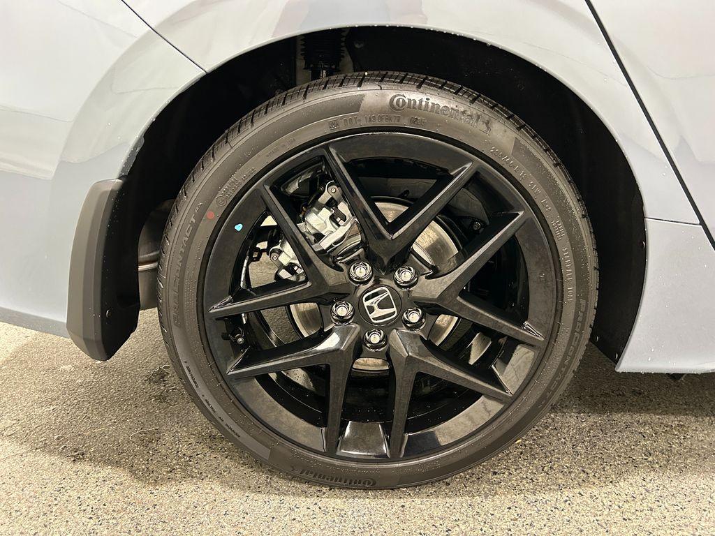 new 2025 Honda Civic Hybrid car, priced at $30,667