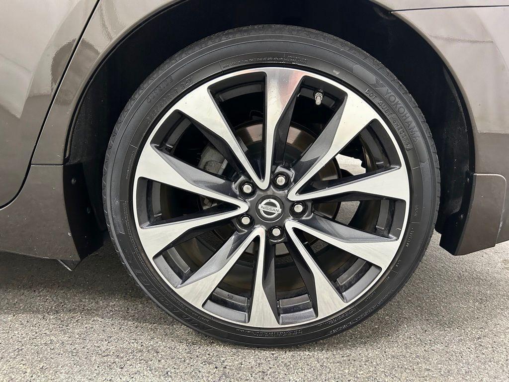 used 2016 Nissan Maxima car, priced at $15,104