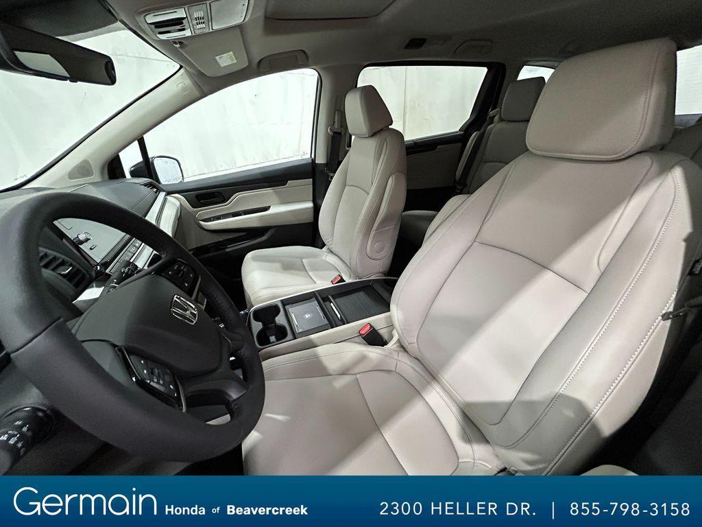 new 2026 Honda Odyssey car, priced at $42,637