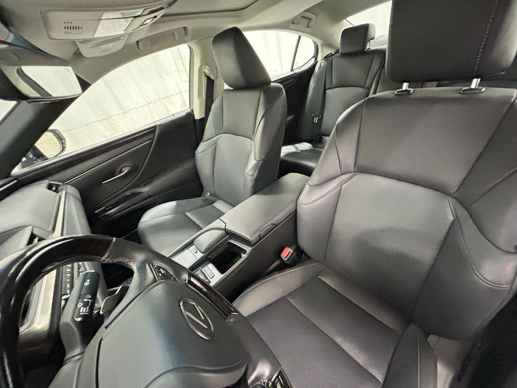 used 2021 Lexus ES 250 car, priced at $30,750