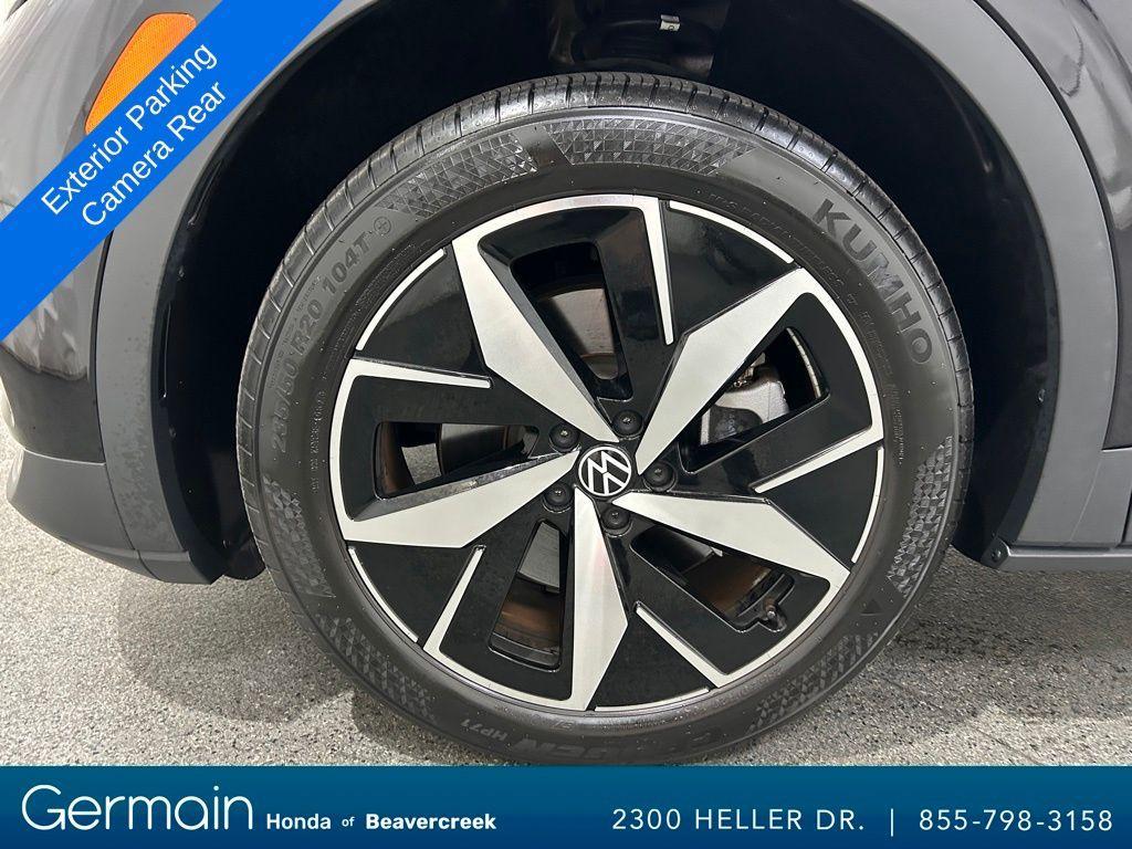 used 2023 Volkswagen ID.4 car, priced at $25,929