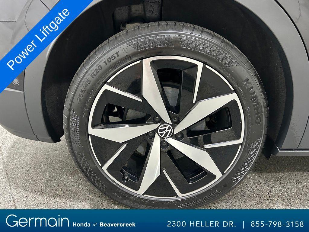 used 2023 Volkswagen ID.4 car, priced at $25,929