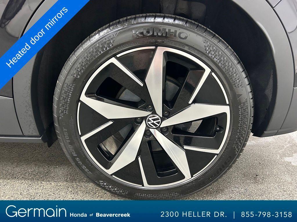 used 2023 Volkswagen ID.4 car, priced at $25,929