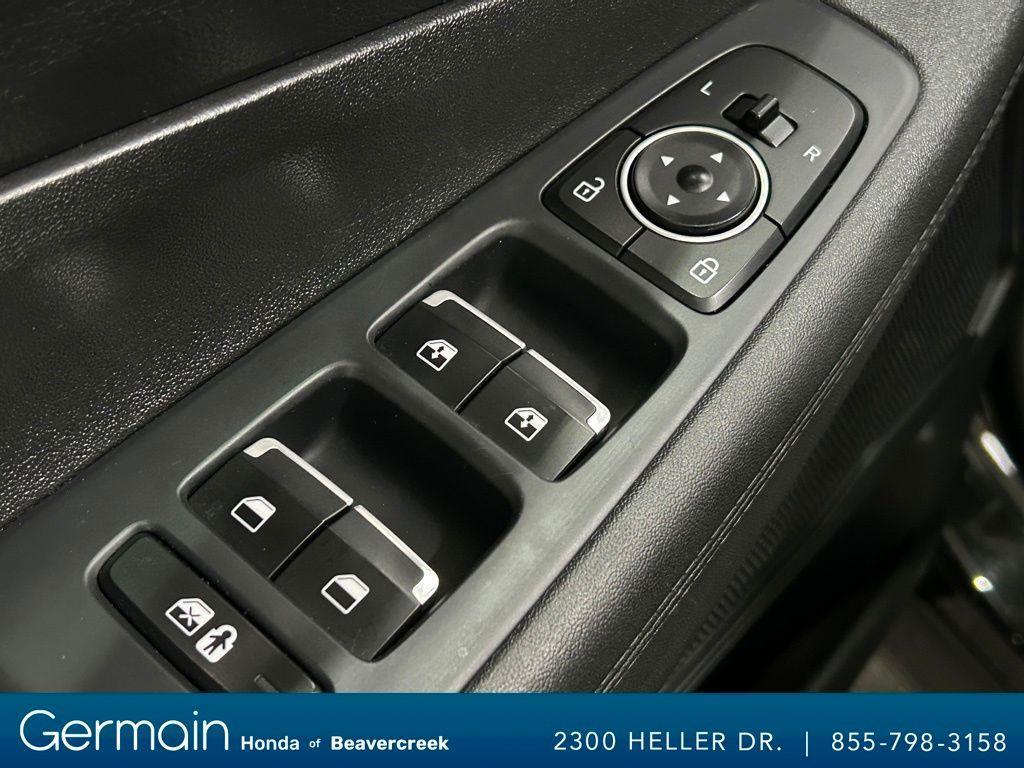used 2023 Hyundai Santa Fe car, priced at $21,591