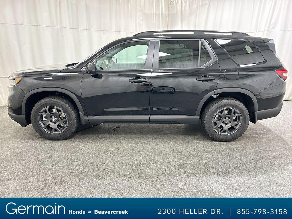 new 2025 Honda Pilot car, priced at $48,332